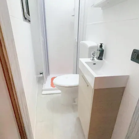 Alicetta By Ca-sa Check شقة