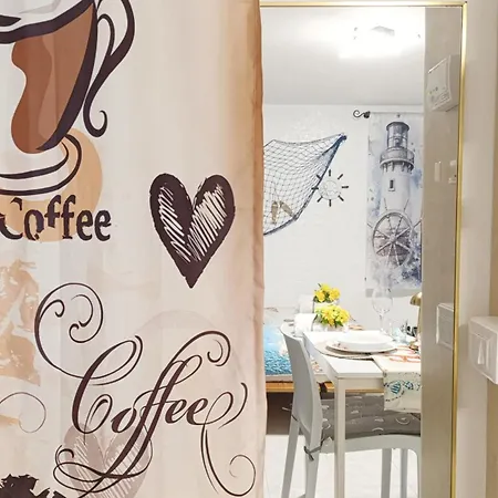 Alicetta By Ca-sa Check شقة *